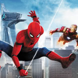 Spider-Man springt durch die Lüfte